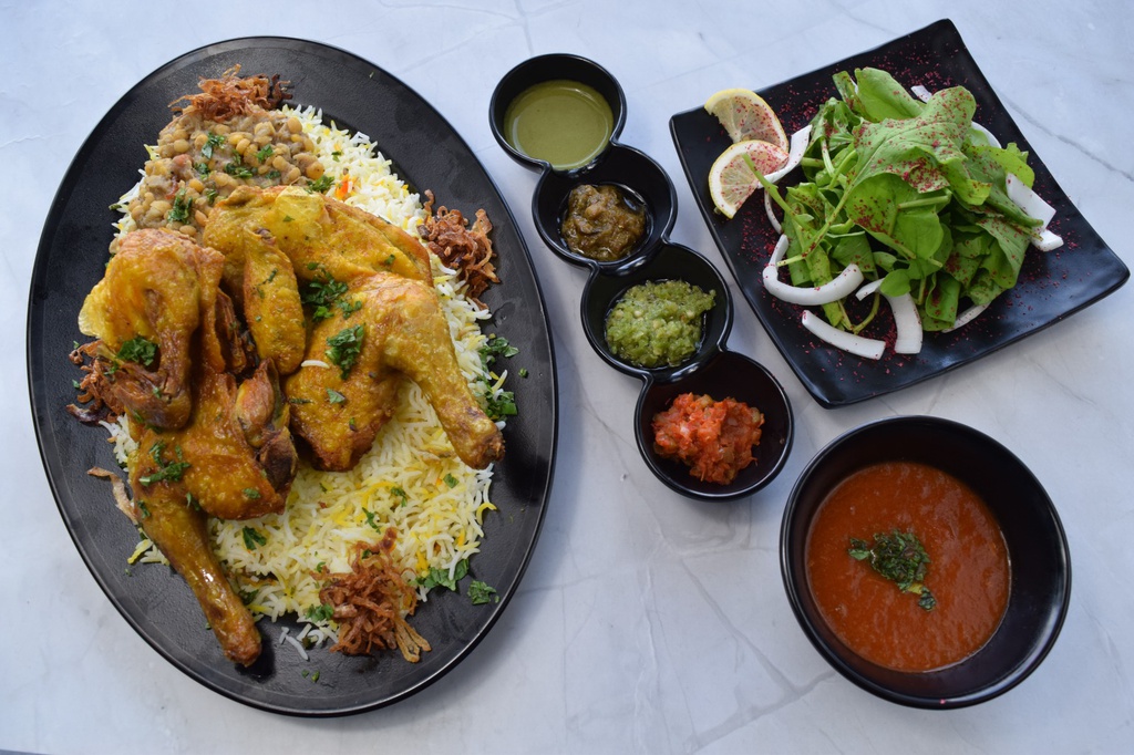 Whole chicken majboos